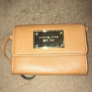 Michael kors wallet